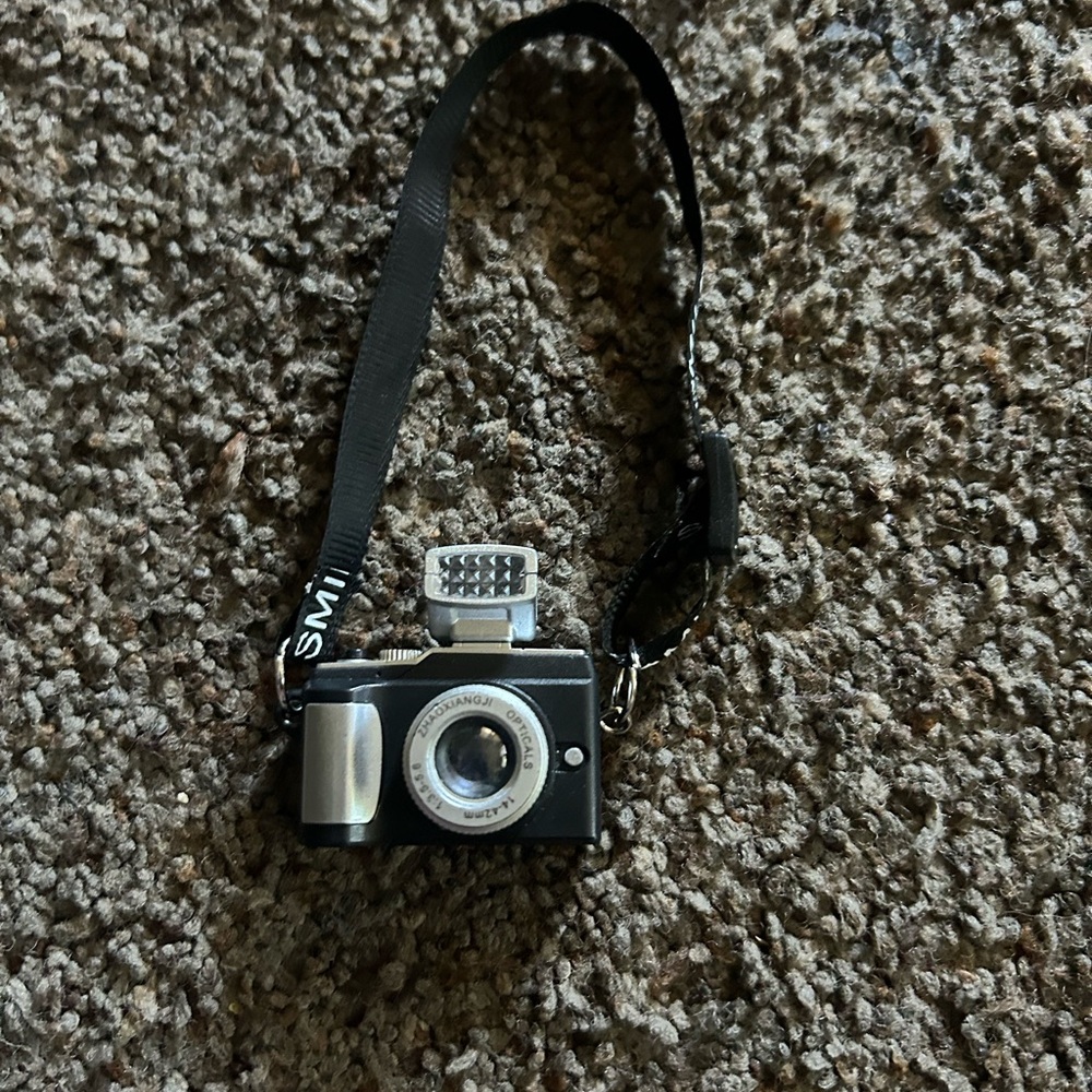 Camera Accessory For Labubu - Picture 2 of 4